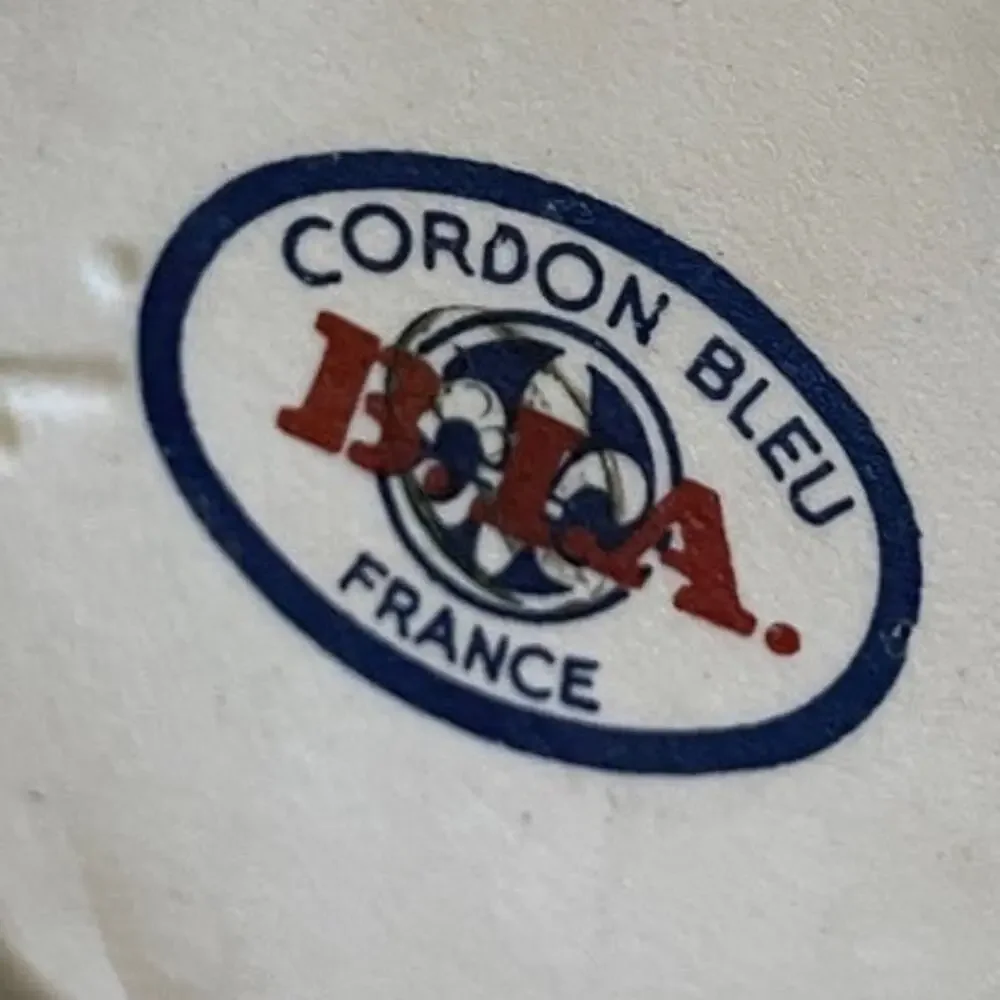 BIA Cordon Bleu France ramekin and gratin dish set